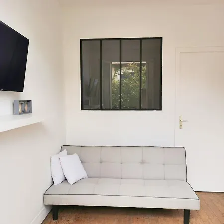 #4 Joli Appartement A 2 Pas Du Metro Et Paris 20 Bagnolet Exterior photo